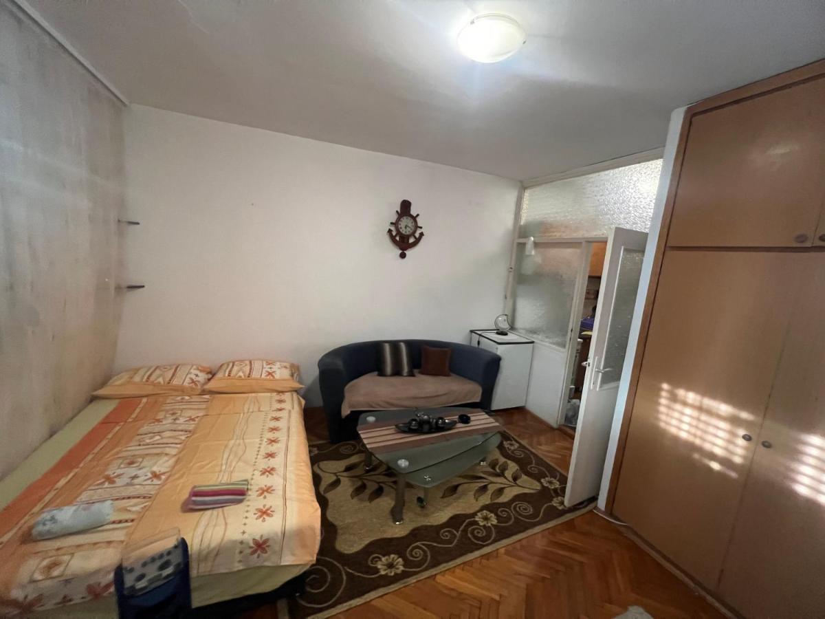 A-D Free Wi-Fi Internet, Air Conditioner,Free Parking Podgorica Exterior photo